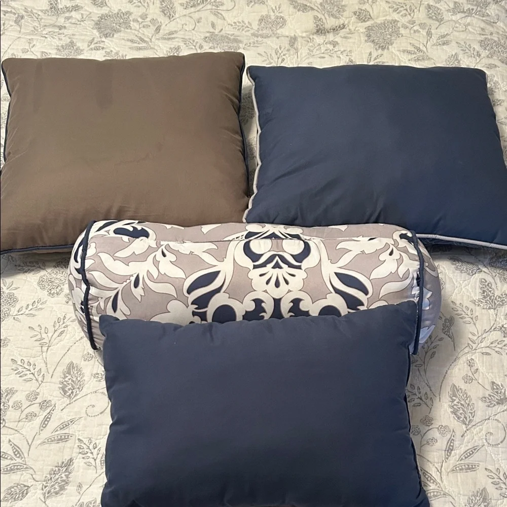 Elegant Blue and Cream Decorative Pillow Set